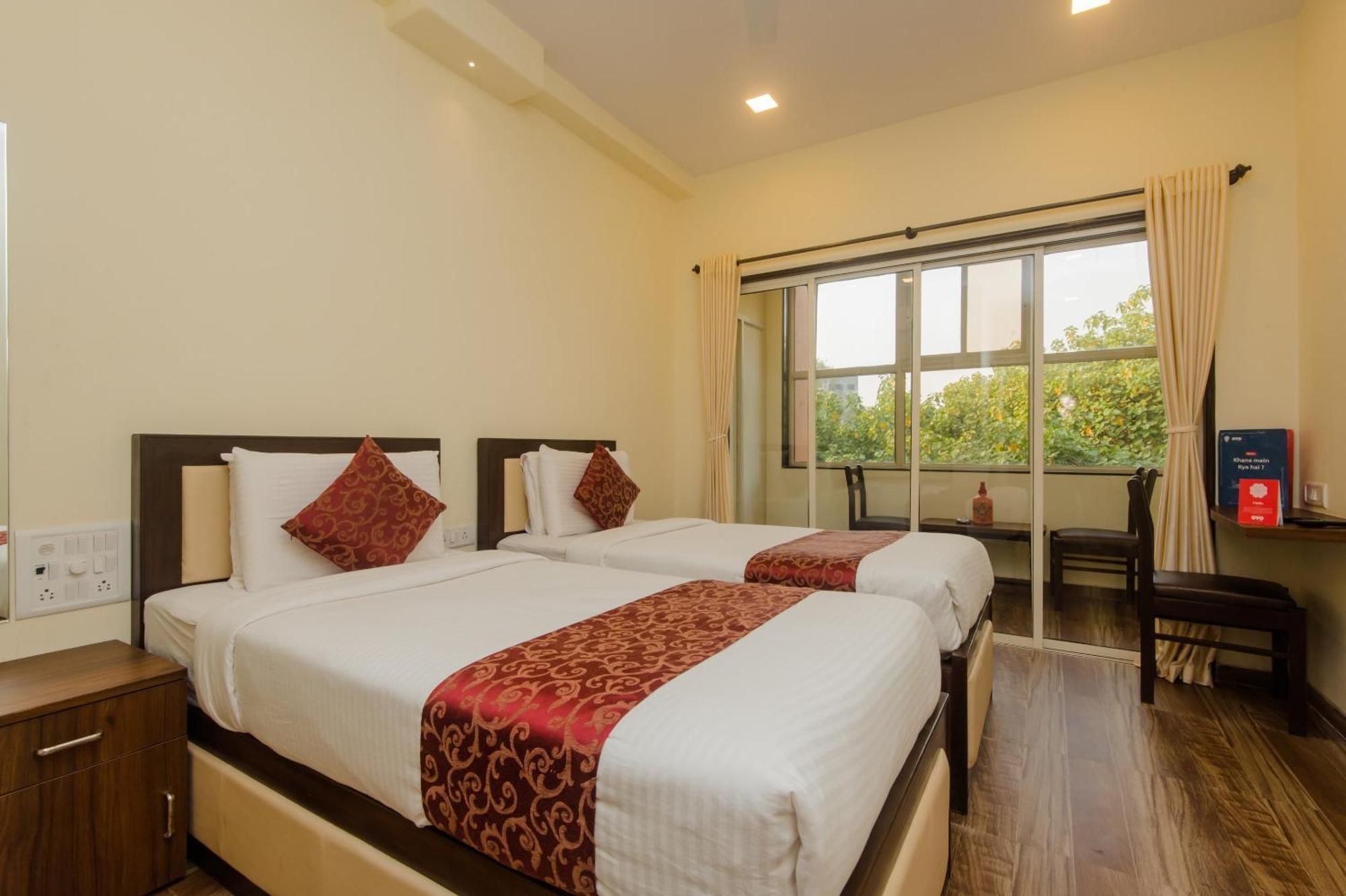 Super Hotel O Divine Residency Near Phoenix Marketcity Mumbai Exteriör bild